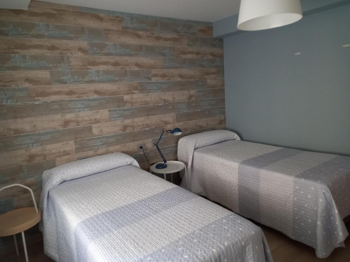 Apartamento a 350 metros de la playa Pobra Do Caraminal Exterior foto